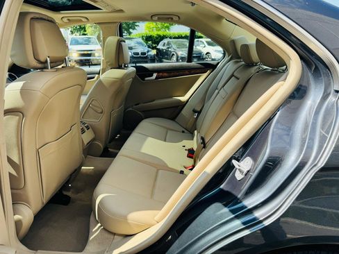 Used 2013 Mercedes-Benz C 300 Sport image 17