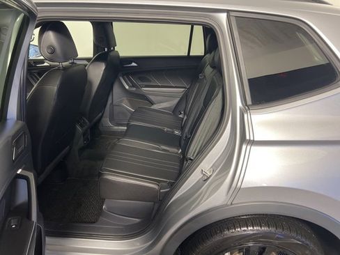 Used 2023 Volkswagen Tiguan SE R-Line image 26