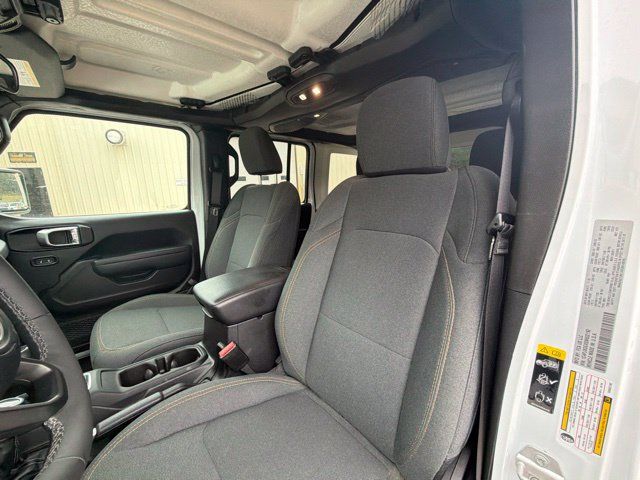 Certified 2025 Jeep Wrangler Unlimited Sport AWD/4WD image 20