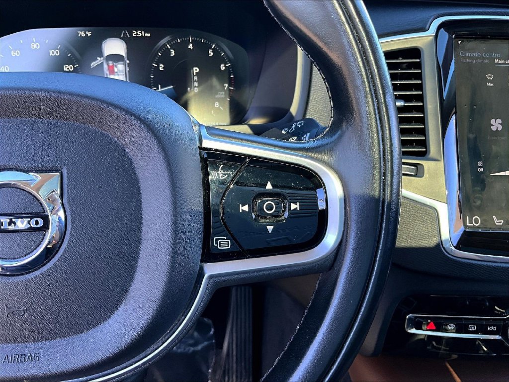 Used 2019 Volvo XC90 T6 Momentum AWD/4WD image 13