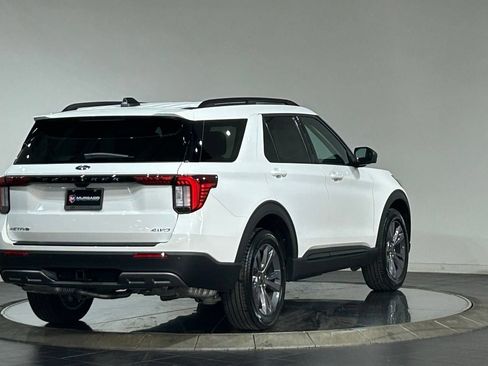 New 2026 Ford Explorer Active w/ Active Comfort Package AWD/4WD image 10