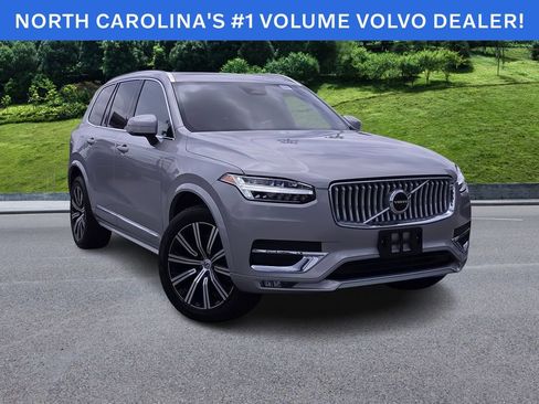 Certified 2025 Volvo XC90 B5 Core AWD/4WD image 1