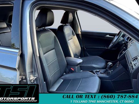 Used 2020 Volkswagen Tiguan SE image 7
