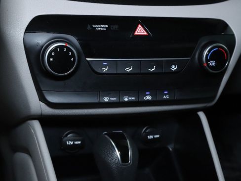 Used 2020 Hyundai Tucson SE image 27
