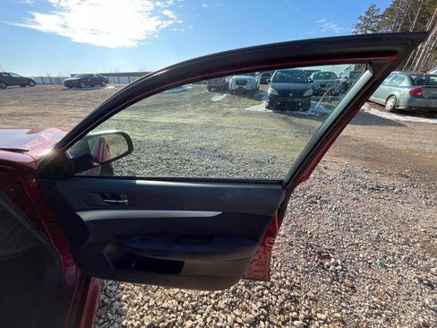 Used 2010 Subaru Legacy 2.5i Premium image 30