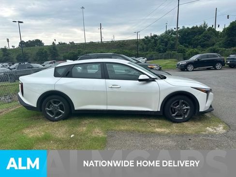 Used 2025 Kia K4 FWD image 4