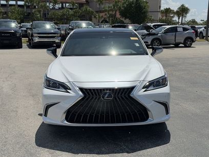 Used 2024 Lexus ES 350 w/ Technology Package