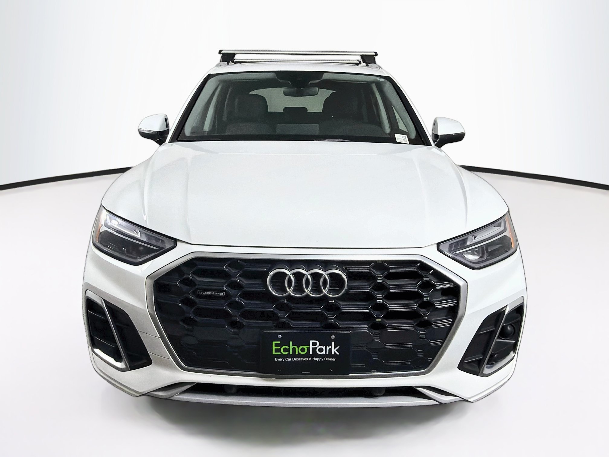 Used 2023 Audi Q5 2.0T Premium w/ Convenience Package AWD/4WD image 2