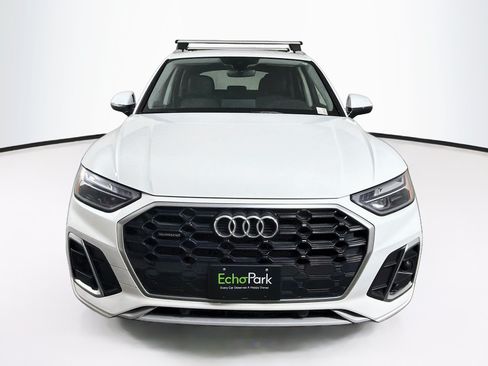 Used 2023 Audi Q5 2.0T Premium w/ Convenience Package AWD/4WD image 2