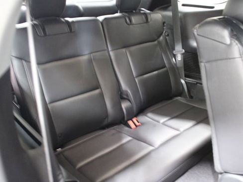 Used 2023 Ford Explorer XLT w/ Equipment Group 202A image 25