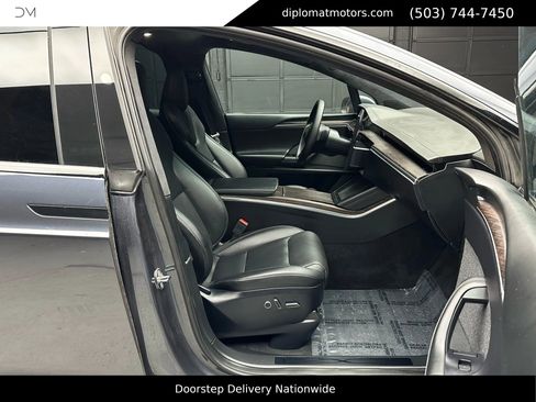 Used 2024 Tesla Model X image 20