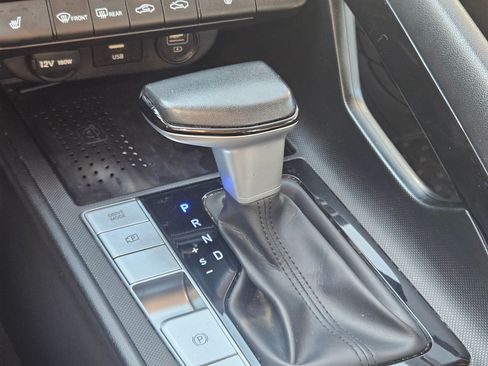Used 2023 Hyundai Elantra SEL w/ Convenience Package FWD image 22