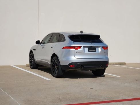 Used 2020 Jaguar F-PACE Prestige image 5