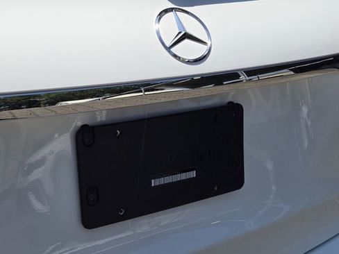 Used 2025 Mercedes-Benz GLE 450e 4MATIC image 10