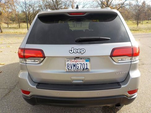 Used 2020 Jeep Grand Cherokee Laredo RWD image 6