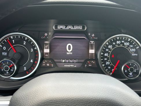 Used 2022 RAM 2500 Big Horn w/ Level C Equiment Group image 24