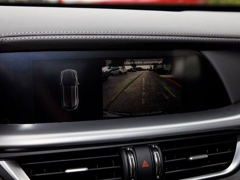 New 2025 Alfa Romeo Stelvio Sprint image 19