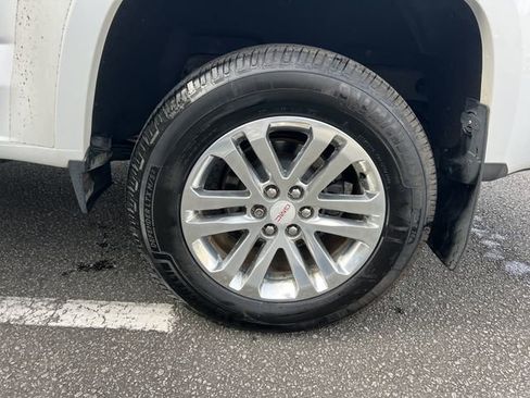 Used 2017 GMC Canyon SLT w/ Driver Alert Package image 34