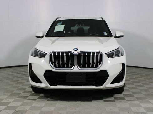 Used 2025 BMW X1 xDrive28i image 9
