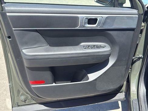 Used 2024 Hyundai Santa Fe SEL FWD image 12