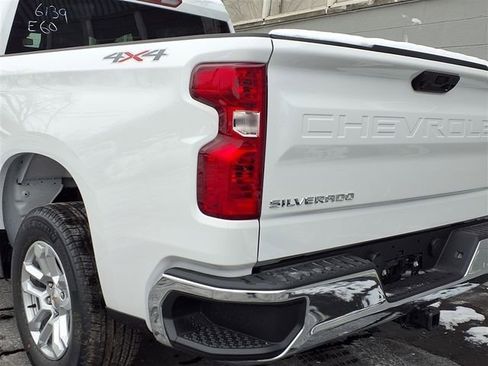 New 2026 Chevrolet Silverado 1500 LT AWD/4WD image 17