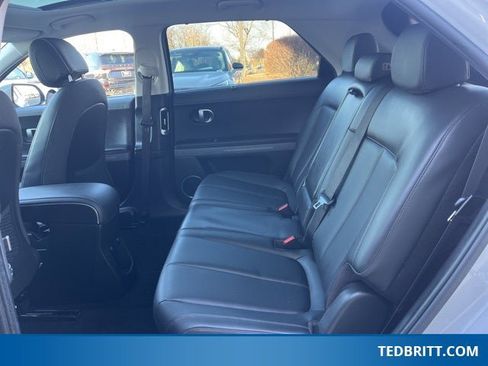 Used 2022 Hyundai Ioniq 5 Limited image 14