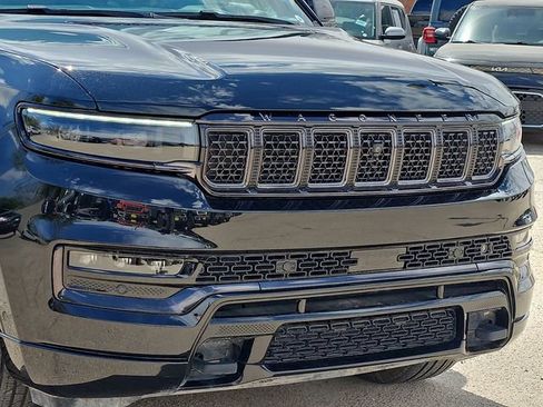 Used 2024 Jeep Grand Wagoneer Series III w/ Rear Seat Video Group 1 image 7