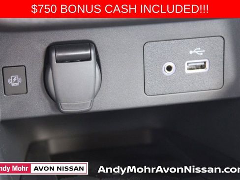 New 2025 Nissan Versa SV w/ Trunk Package image 23