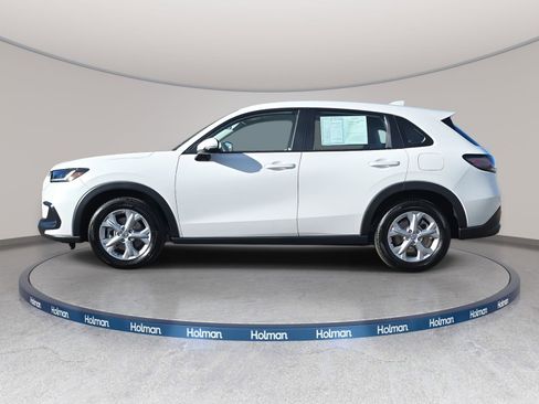 Certified 2025 Honda HR-V LX image 4