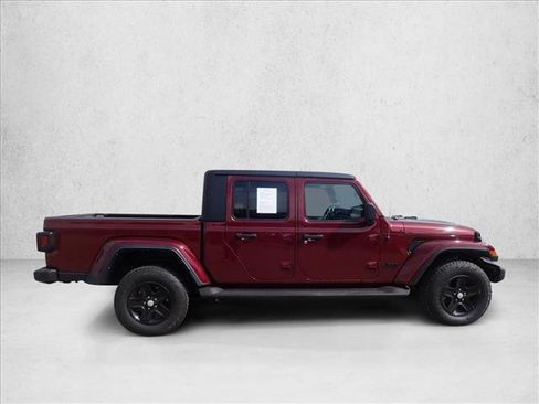 Used 2022 Jeep Gladiator Sport AWD/4WD image 5