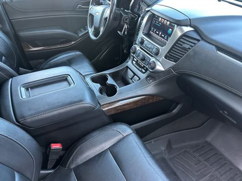 Used 2020 Chevrolet Tahoe LT image 18