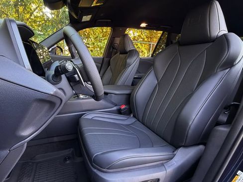 New 2026 Lexus TX 500h AWD w/ Technology Package image 16