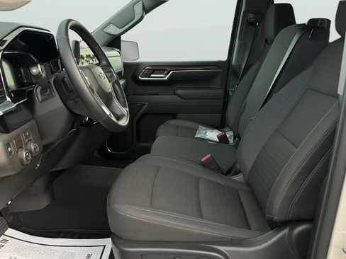 Used 2026 Chevrolet Silverado 1500 RST RWD image 17