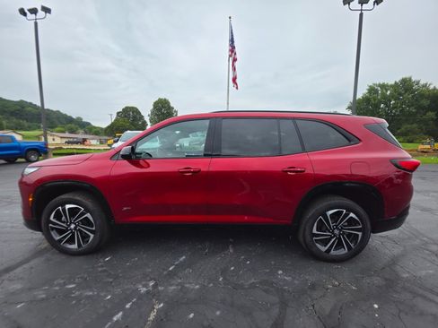 Used 2025 Buick Enclave Sport Touring w/ Super Cruise Package AWD/4WD image 2
