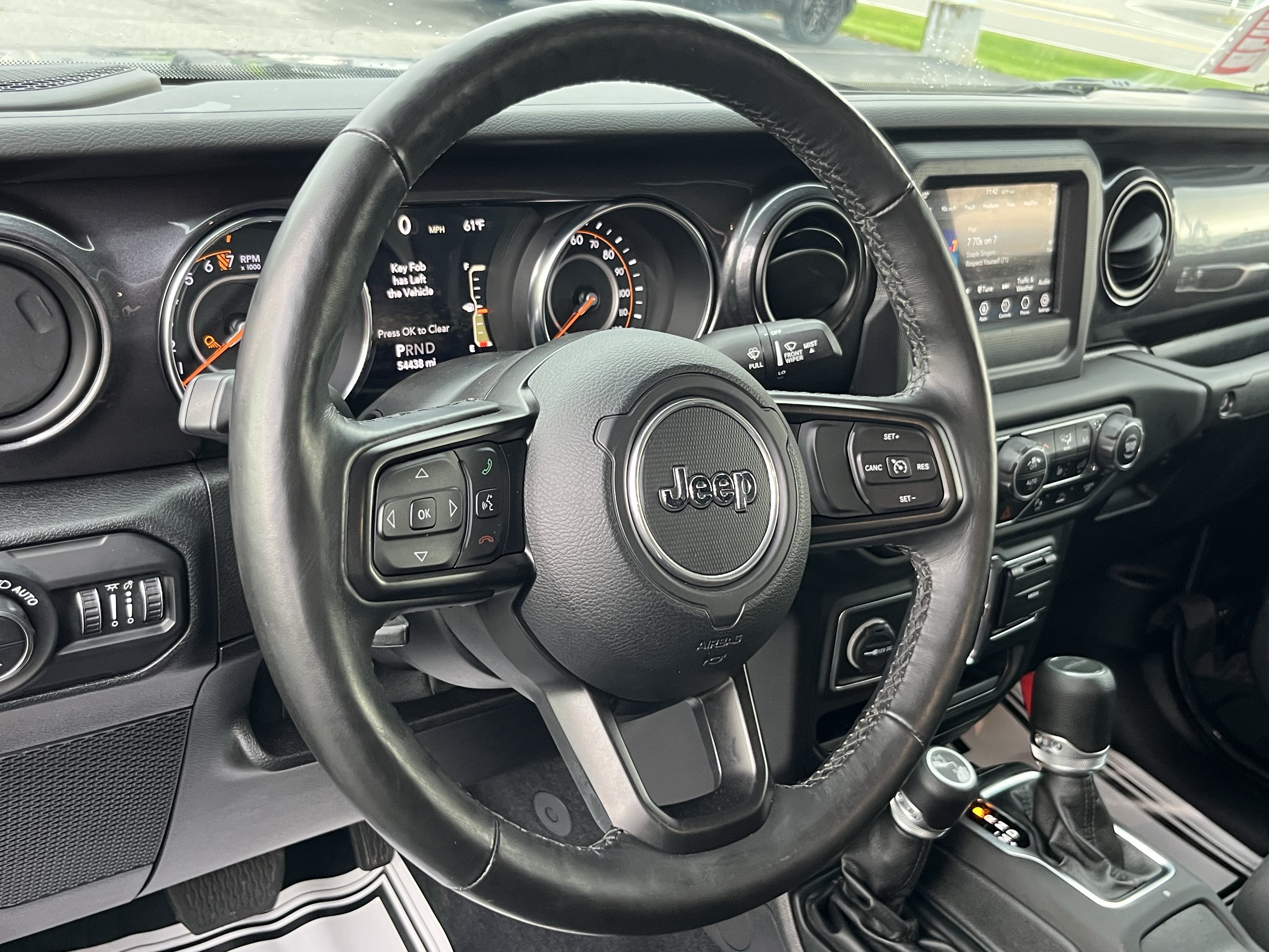 Used 2020 Jeep Gladiator Sport AWD/4WD image 22