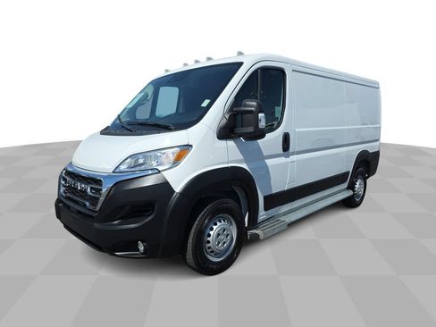 Used 2025 RAM ProMaster 2500 w/ U-Haul Equipment Group FWD image 4