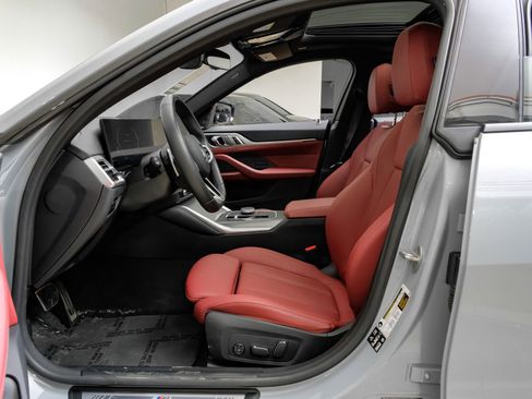 Used 2025 BMW 430i xDrive image 4