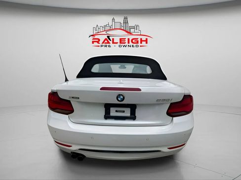 Used 2020 BMW 230i xDrive Convertible w/ Premium Package image 6