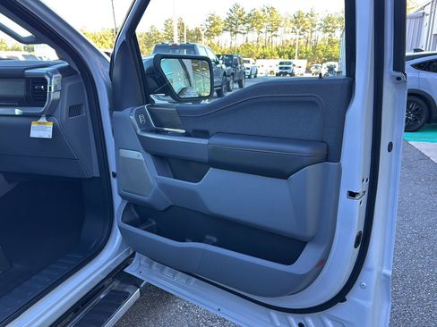 New 2025 Ford F150 Lariat w/ Equipment Group 502A High image 17