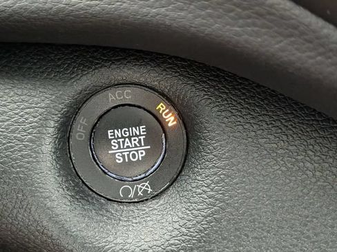 Certified 2021 Jeep Cherokee Limited AWD/4WD image 24
