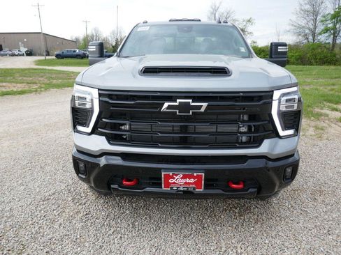 New 2026 Chevrolet Silverado 3500 LT AWD/4WD image 9
