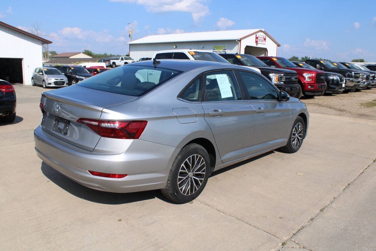 Used 2021 Volkswagen Jetta R-Line FWD image 8