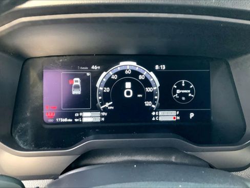 Used 2025 Toyota Tundra Limited image 25