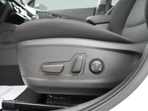 Certified 2023 Hyundai Kona SEL AWD/4WD image 21