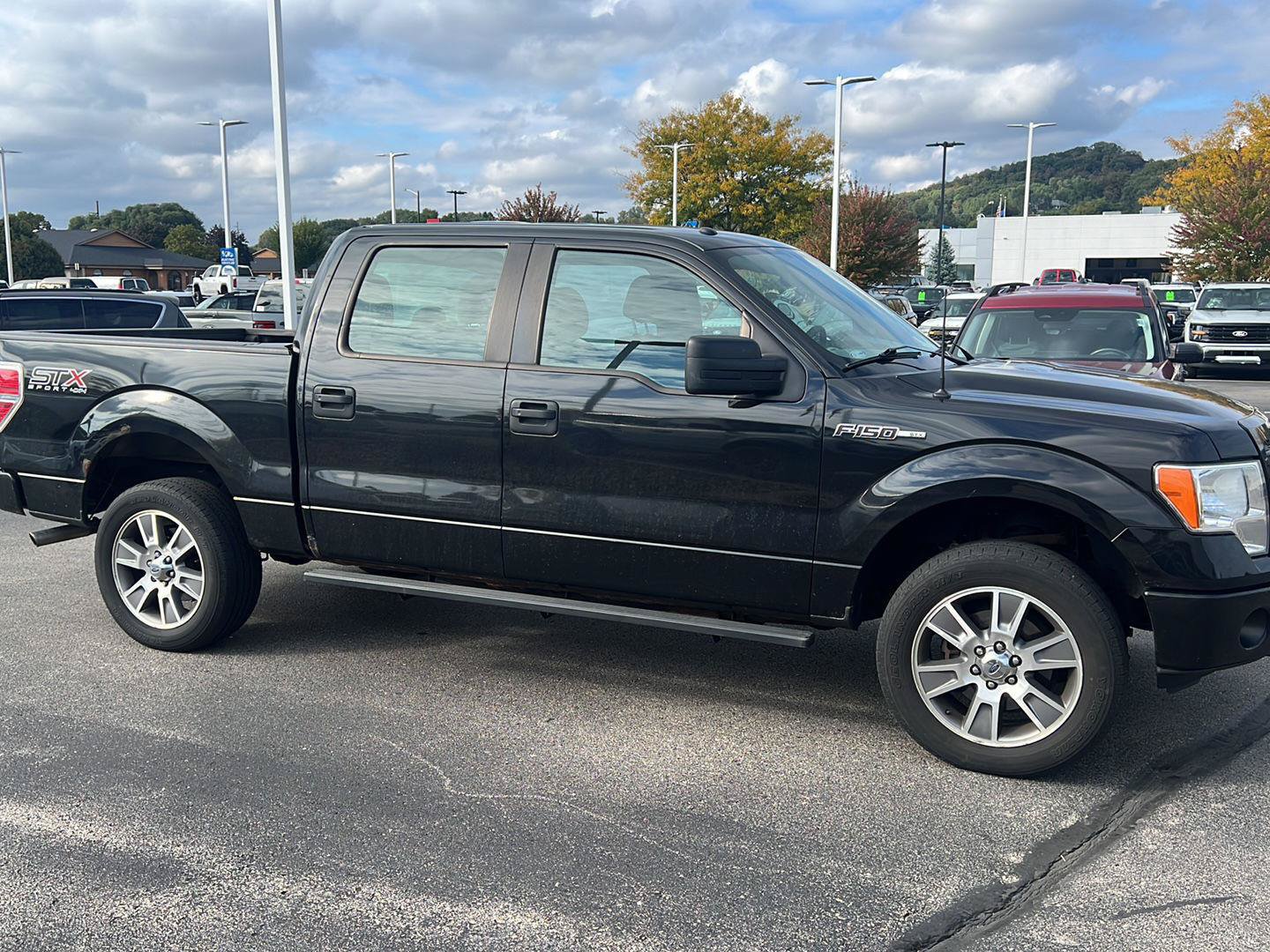 Used 2014 Ford F150 STX w/ Equipment Group 201A Mid AWD/4WD image 3