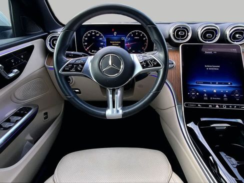 Used 2023 Mercedes-Benz C 300 Sedan image 5