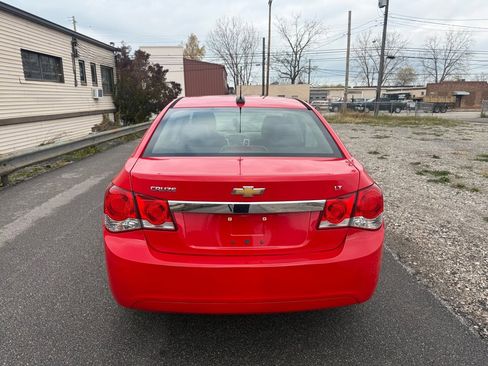 Used 2015 Chevrolet Cruze LT image 4