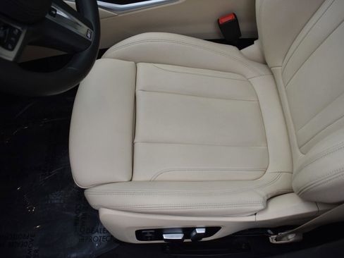 Used 2020 BMW 330i xDrive Sedan w/ Convenience Package image 30