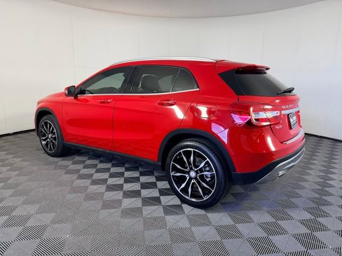 Used 2017 Mercedes-Benz GLA 250 4MATIC image 6