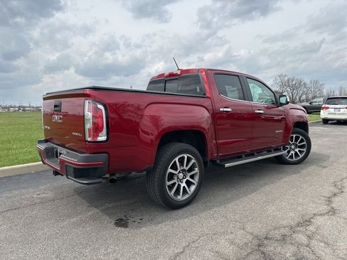 Used 2020 GMC Canyon Denali image 11